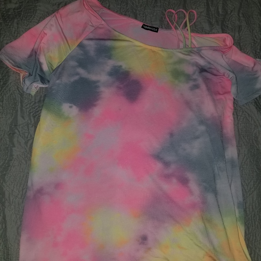 Tie dye off the shoulder top